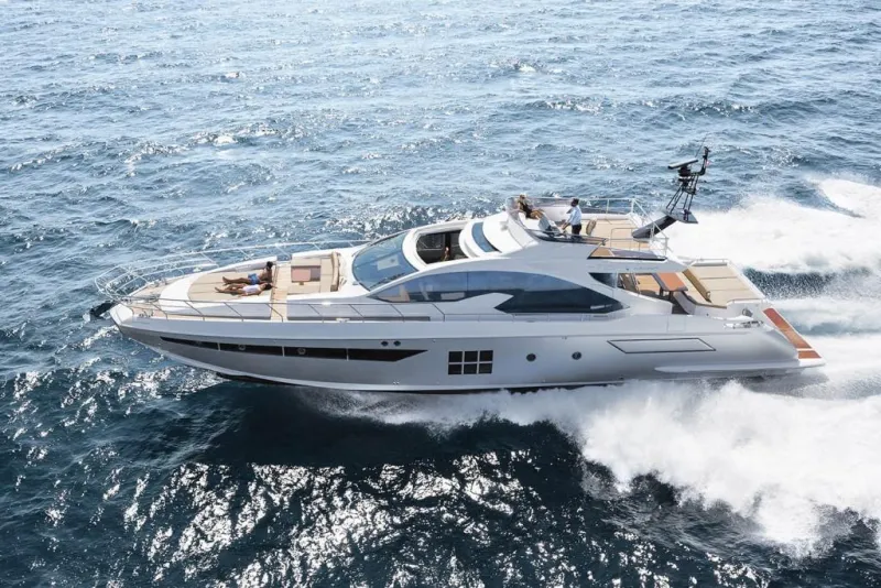 Azimut 77S 2016