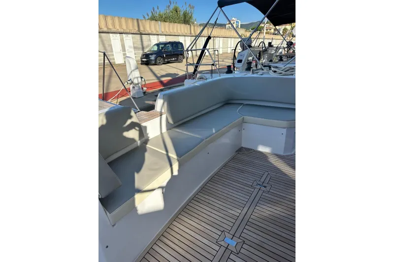 Azimut Magellano 43 2022