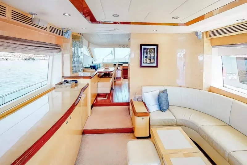 Horizon E70 - 1/8 Boat Share 2013