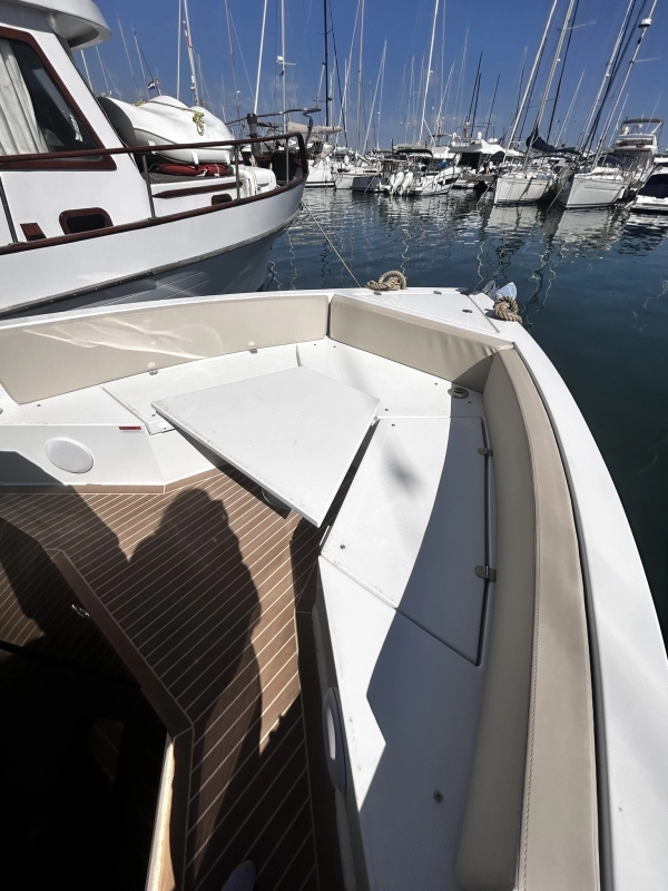 De Antonio Yachts D28 2024