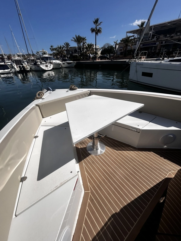 De Antonio Yachts D28 2024