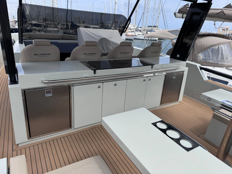 De Antonio Yachts D50 2024