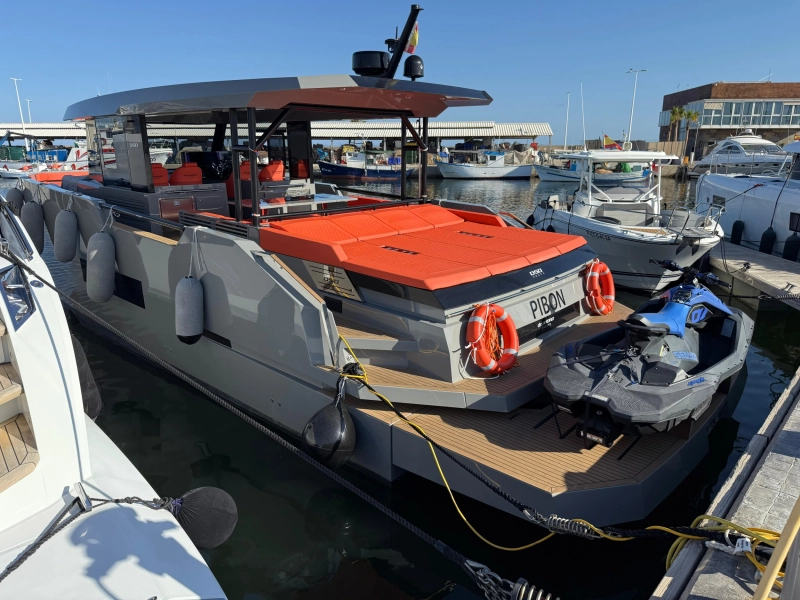 De Antonio Yachts D50 Coupé 2024