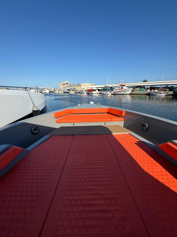 De Antonio Yachts D50 Coupé 2024