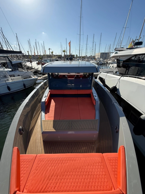 De Antonio Yachts D50 Coupé 2024