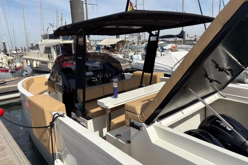 De Antonio Yachts D28 2023