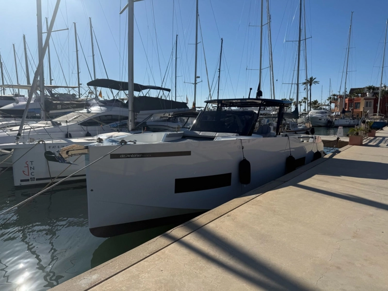 De Antonio Yachts D50 open 2025