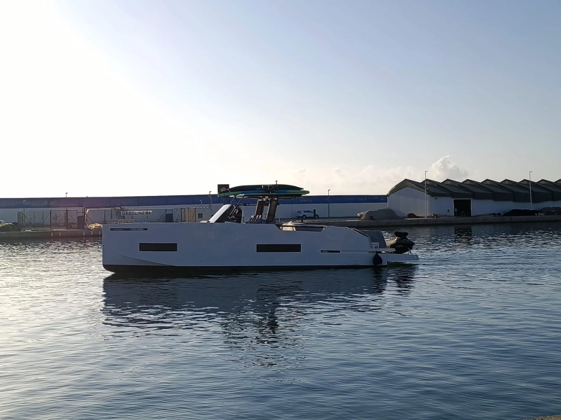 De Antonio Yachts D50 open 2025