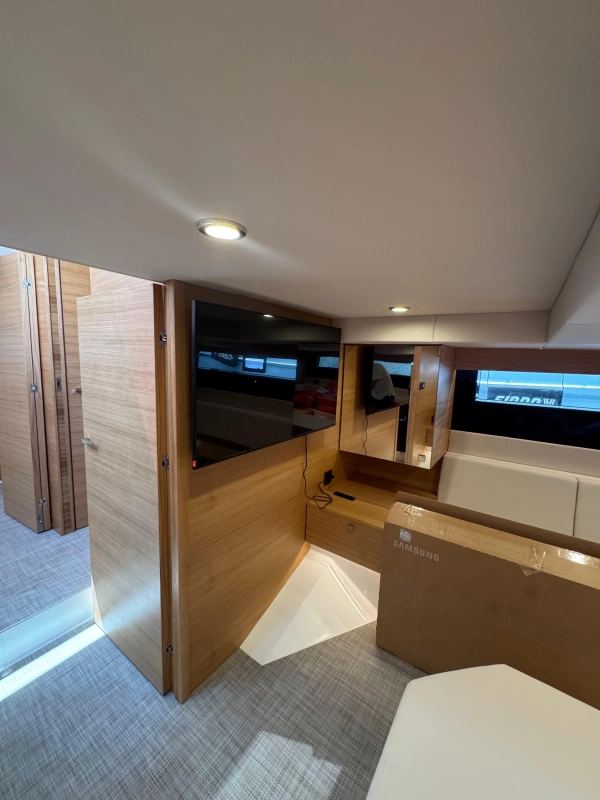 De Antonio Yachts D50 open 2025