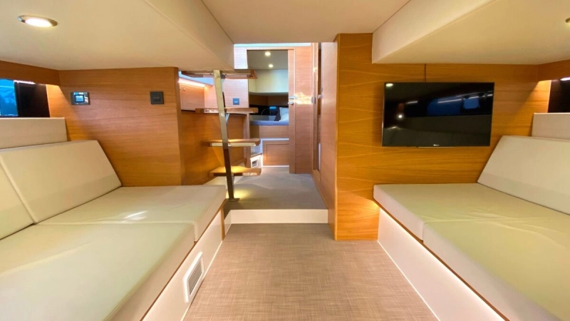 De Antonio Yachts D42 2020