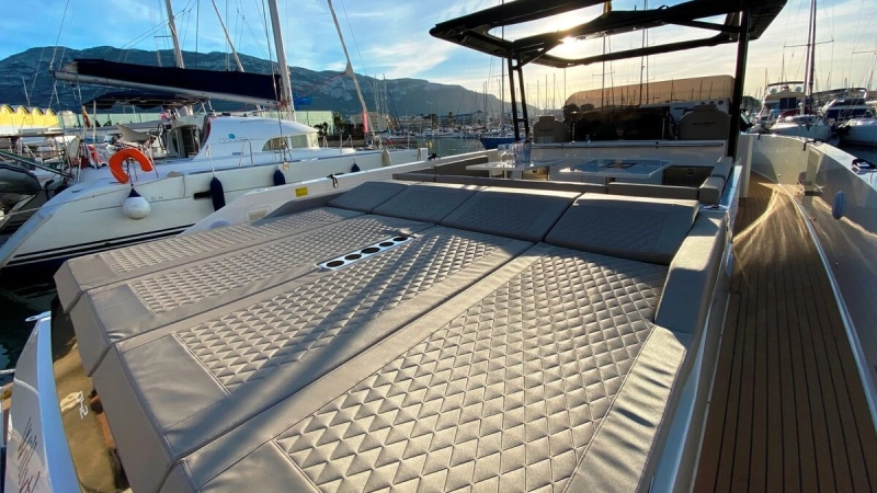 De Antonio Yachts D42 2020