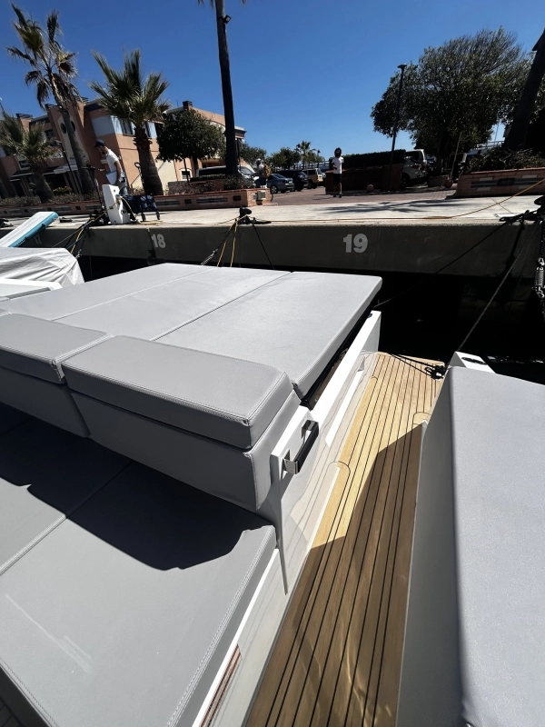 De Antonio Yachts D28 2024