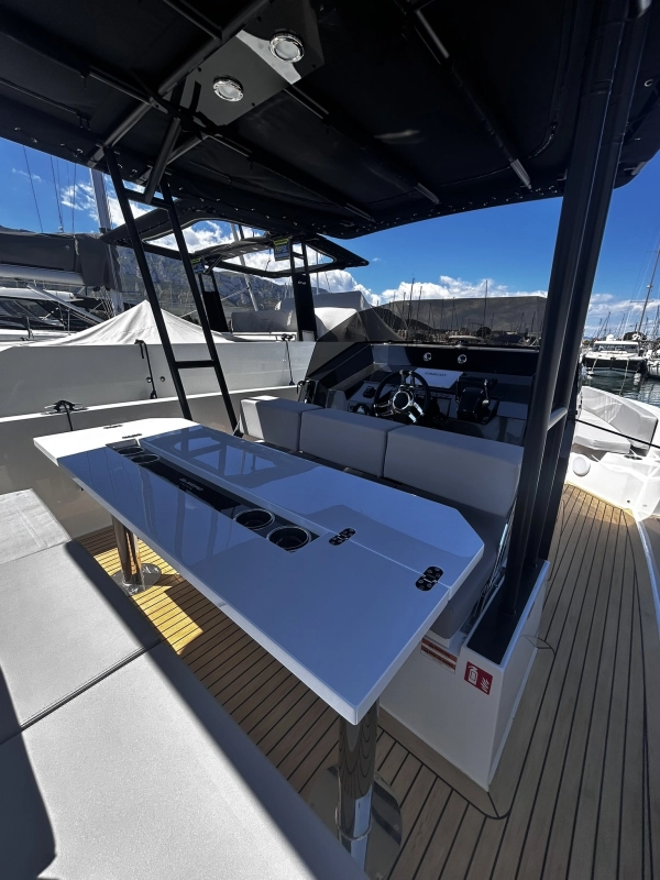 De Antonio Yachts D28 2024