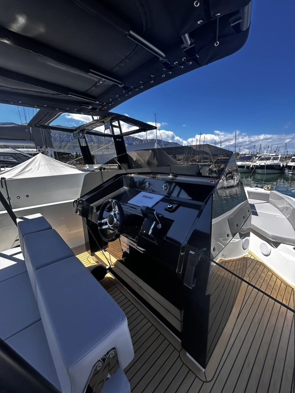 De Antonio Yachts D28 2024