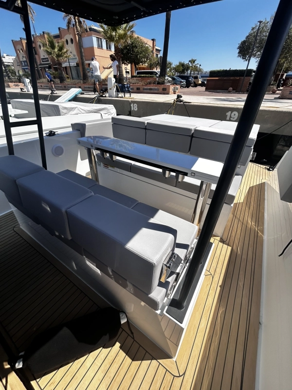 De Antonio Yachts D28 2024