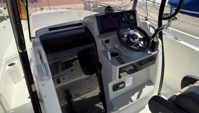 Jeanneau Cap Camarat 6.5 CC S3 2021