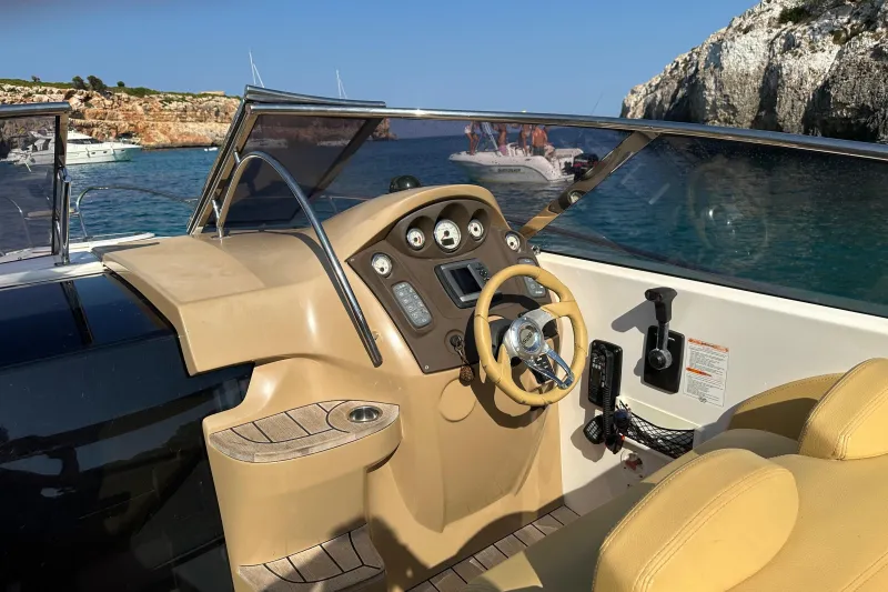 Sessa Marine S26 2008