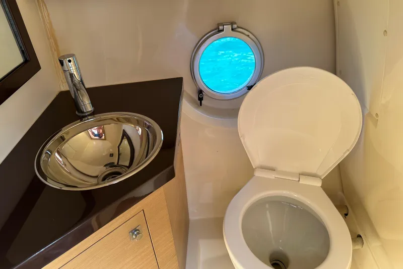 Sessa Marine S26 2008