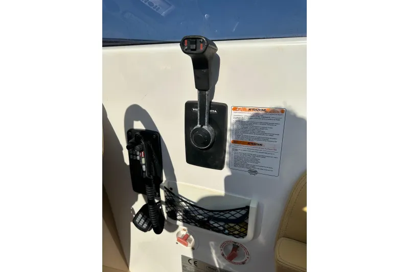 Sessa Marine S26 2008