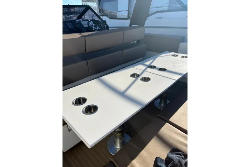 De Antonio Yachts 33cruisers 2018