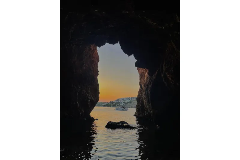 De Antonio Yachts 33cruisers 2018