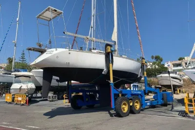 Foto del barco Dufour 39 1985