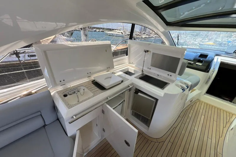 Sunseeker Predator 60 2010