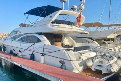 Foto del barco Sunseeker Manhattan 64 2000