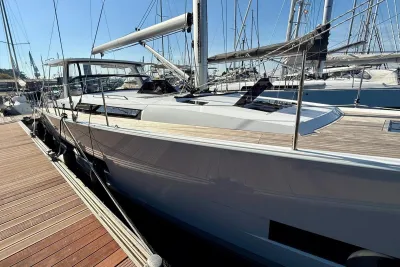 Foto del barco Hanse 460 2024
