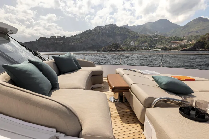 Azimut Magellano 60 2026