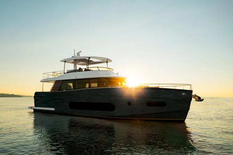 Azimut Magellano 66 2025