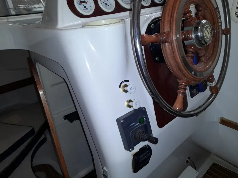 Arvor ARVOR 250 2004