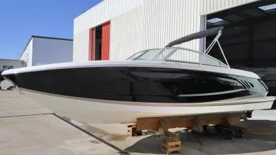 Foto del barco Cobalt Boats COBALT A25 2012