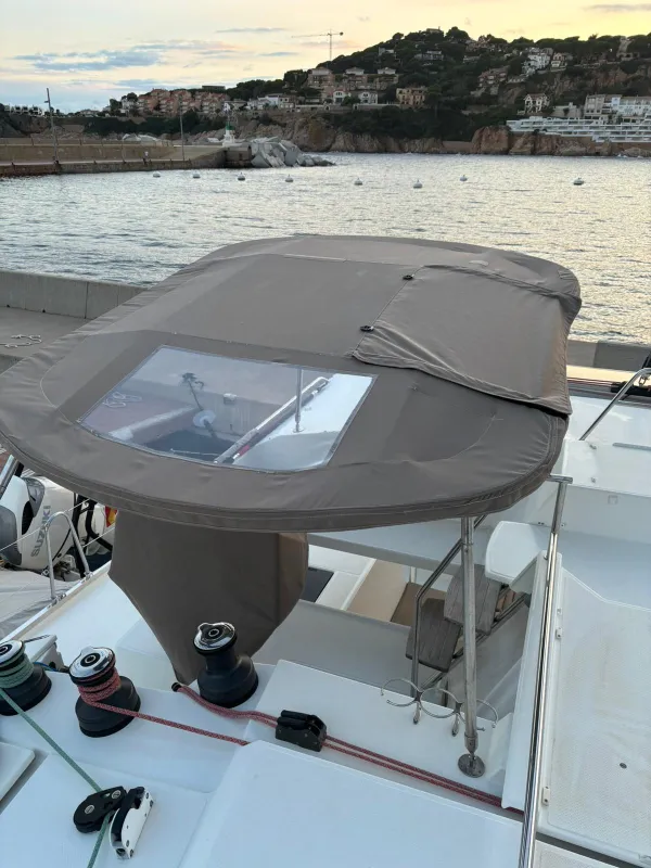 Fountaine Pajot  FOUNTAINE PAJOT HELIA 44 MAESTRO 2016