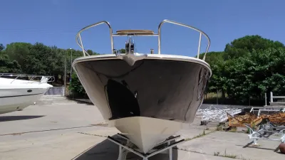 Foto del barco Invictus  INVICTUS 280 CX 2018