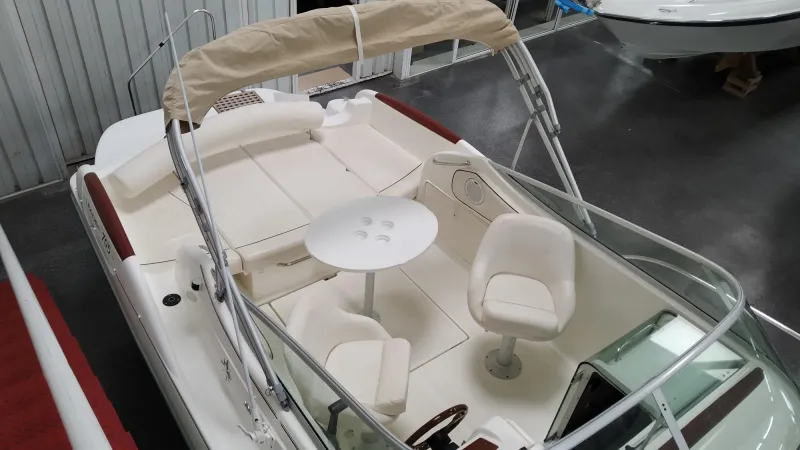 Jeanneau JEANNEAU LEADER 705 2003