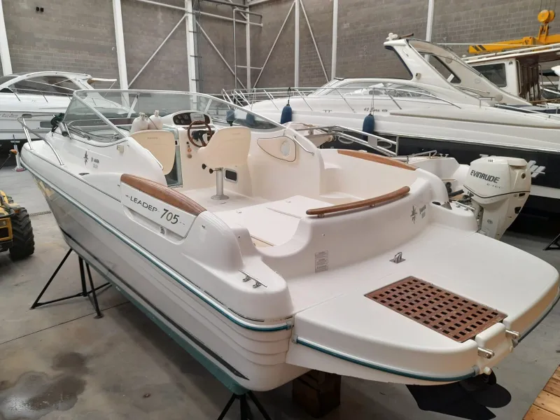 Jeanneau JEANNEAU LEADER 705 2002