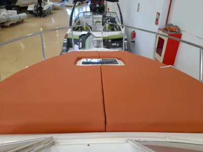 Foto del barco Nadir NADIR COVERLINE 710 2002