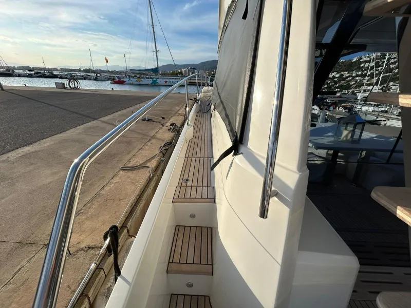 Prestige Yachts PRESTIGE 590 FLY 2023