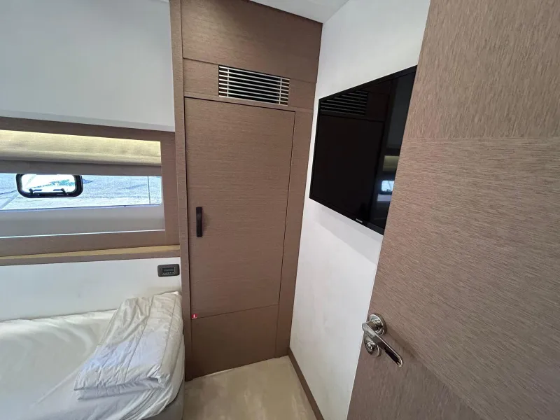 Prestige Yachts PRESTIGE 590 FLY 2023