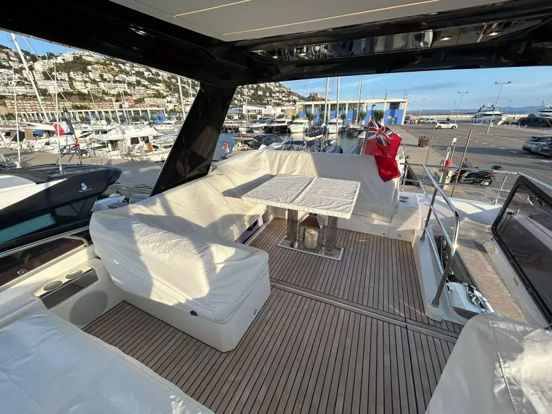 Prestige Yachts PRESTIGE 590 FLY 2023