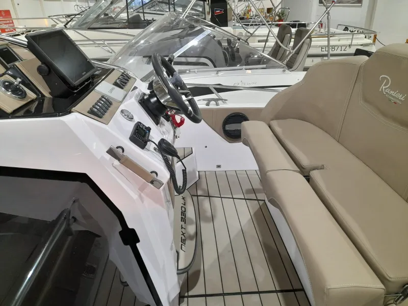 Ranieri International RANIERI NEXT 330 LX 2023