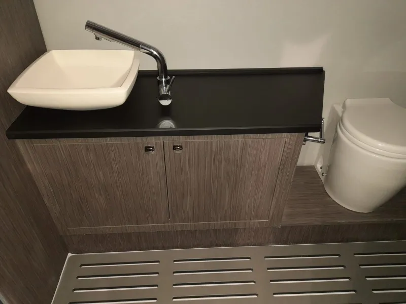 Ranieri International RANIERI NEXT 330 LX 2023