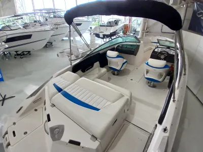 Foto del barco Regal REGAL 2200 2008