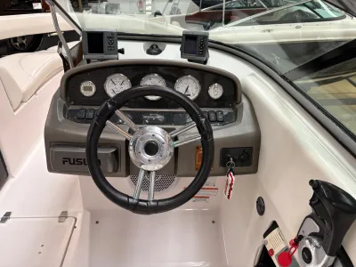 Foto del barco Regal REGAL 2500 2009