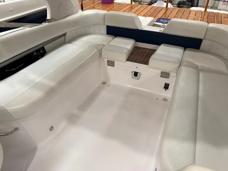 Regal REGAL 2500 2009