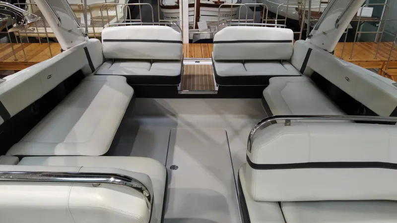 Regal REGAL 2800 2017