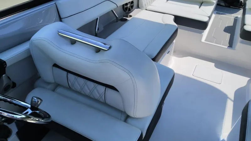 Regal REGAL LX2 2022