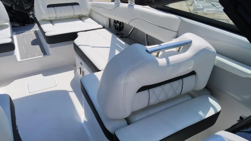 Regal REGAL LX2 2022