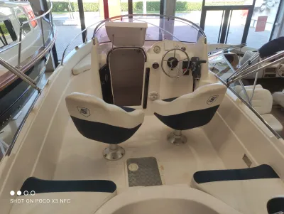 Foto del barco Seamark  SEAMARK 550 SC 2007